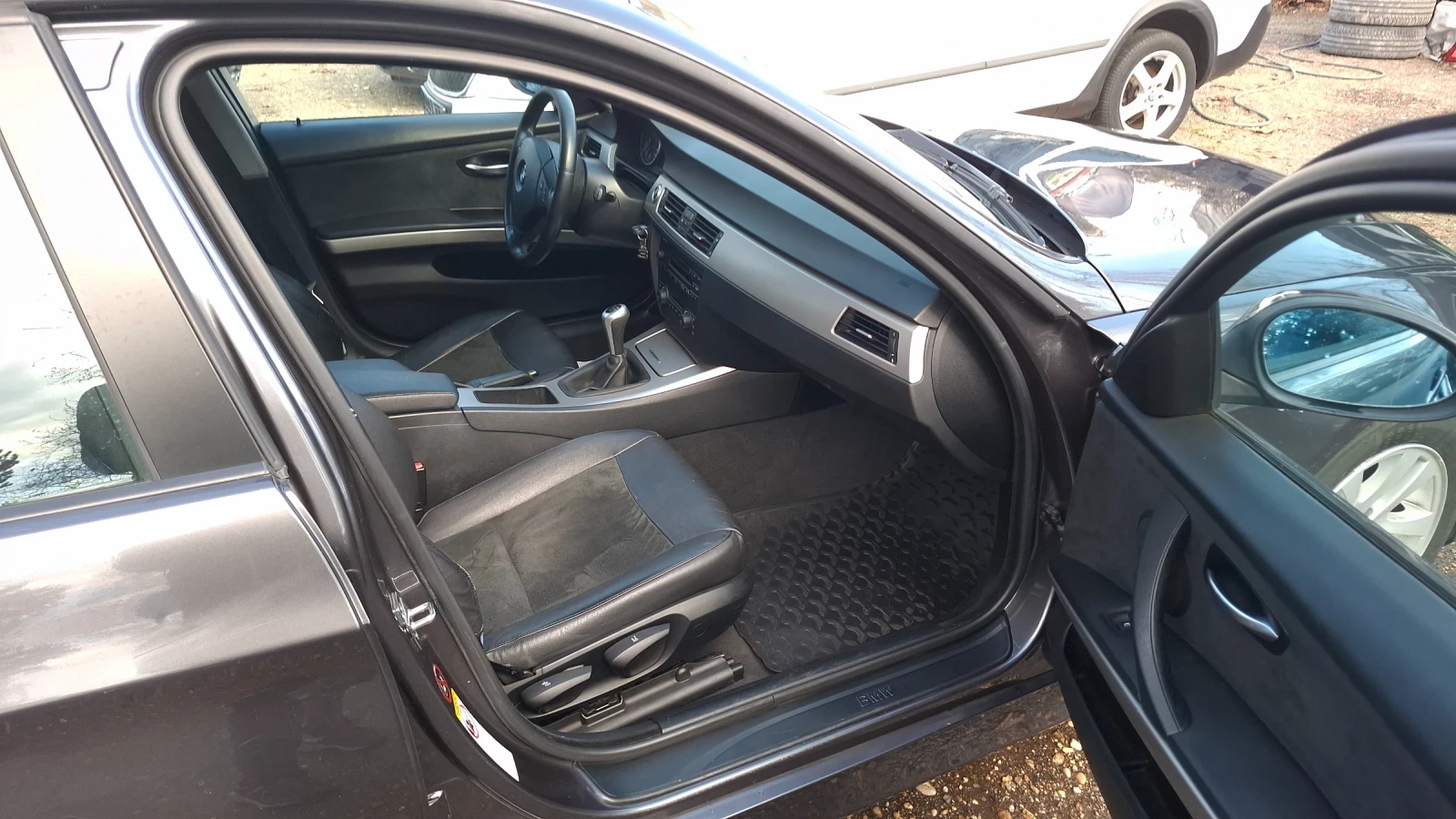 BMW 320 320d/163кс/6-скорости, снимка 12 - Автомобили и джипове - 54139647