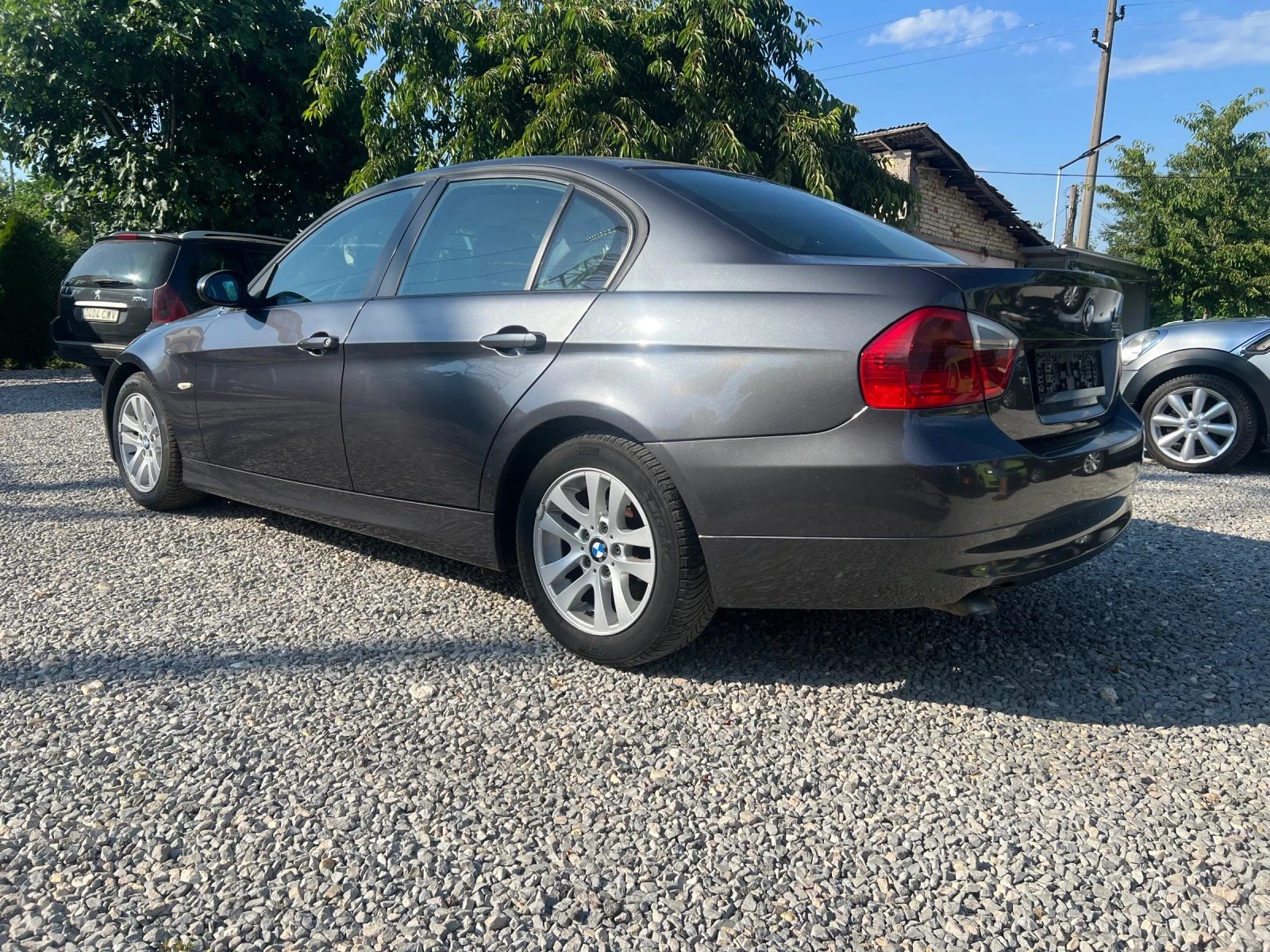 BMW 320 320d/163кс/6-Скорости/Седан, снимка 7 - Автомобили и джипове - 54139647