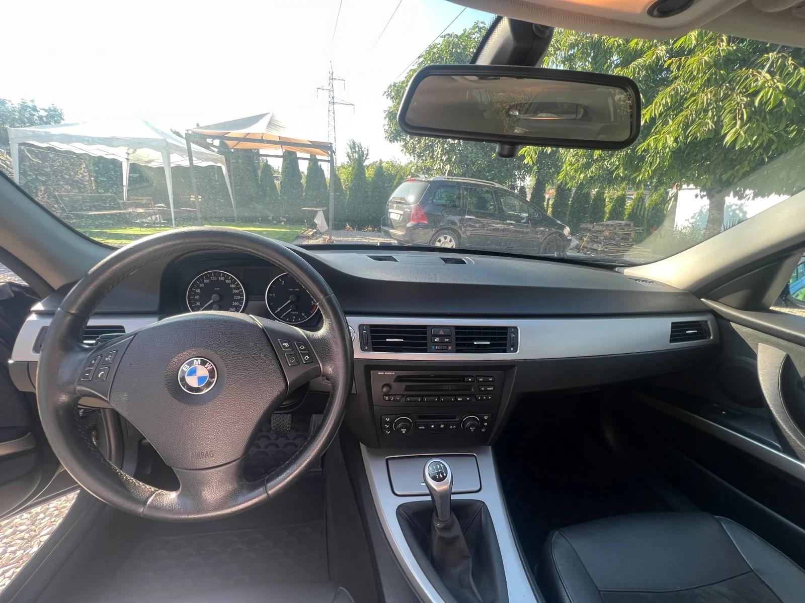 BMW 320 320d/163кс/6-Скорости/Седан, снимка 10 - Автомобили и джипове - 54139647