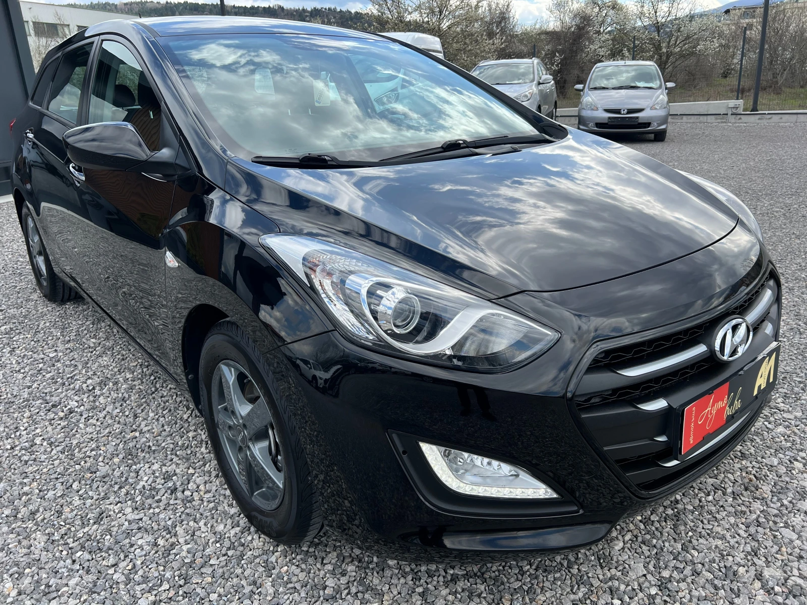 Hyundai I30 1.4i Серв. история/119277км./LED/Фейслифт/, снимка 7 - Автомобили и джипове - 54153997