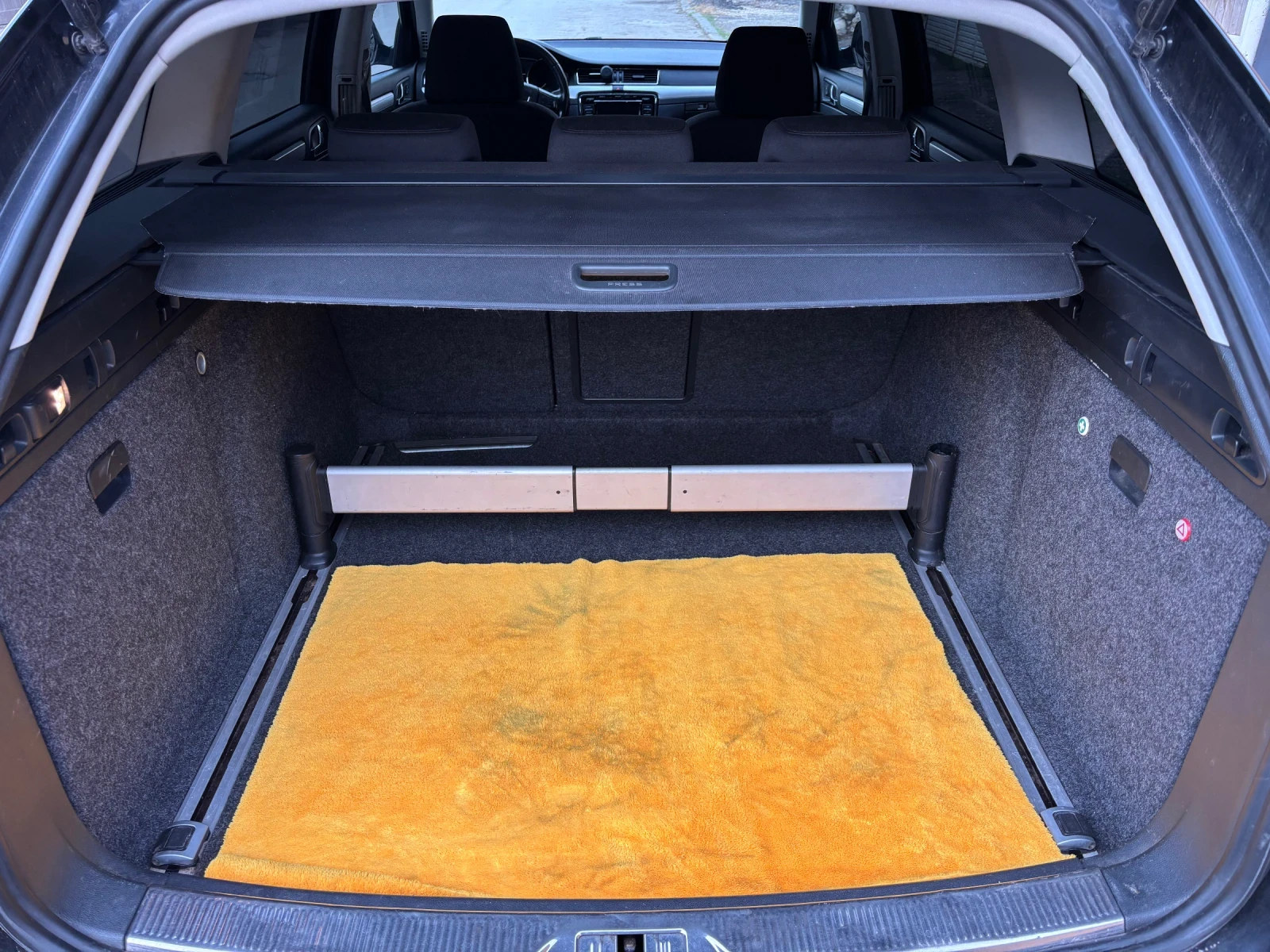 Skoda Superb 2.0 TDI, снимка 8 - Автомобили и джипове - 54192589