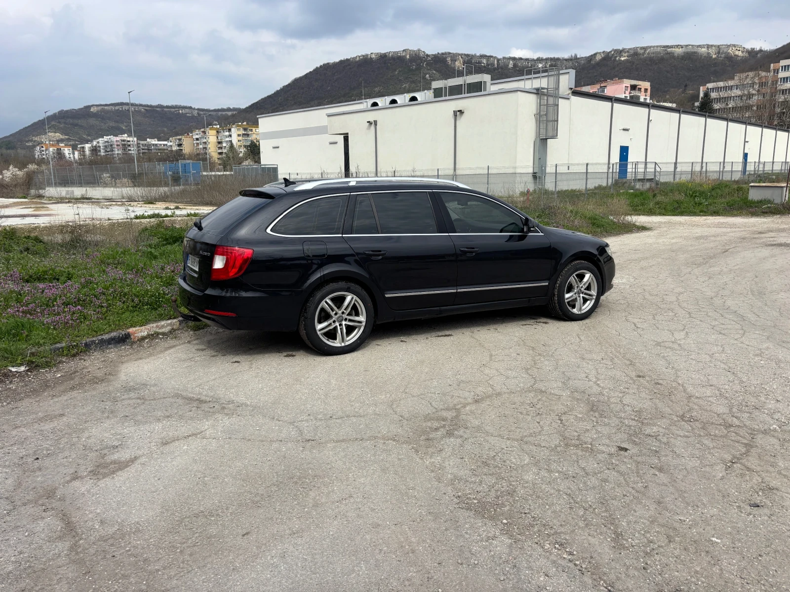 Skoda Superb 2.0 TDI, снимка 6 - Автомобили и джипове - 54192589