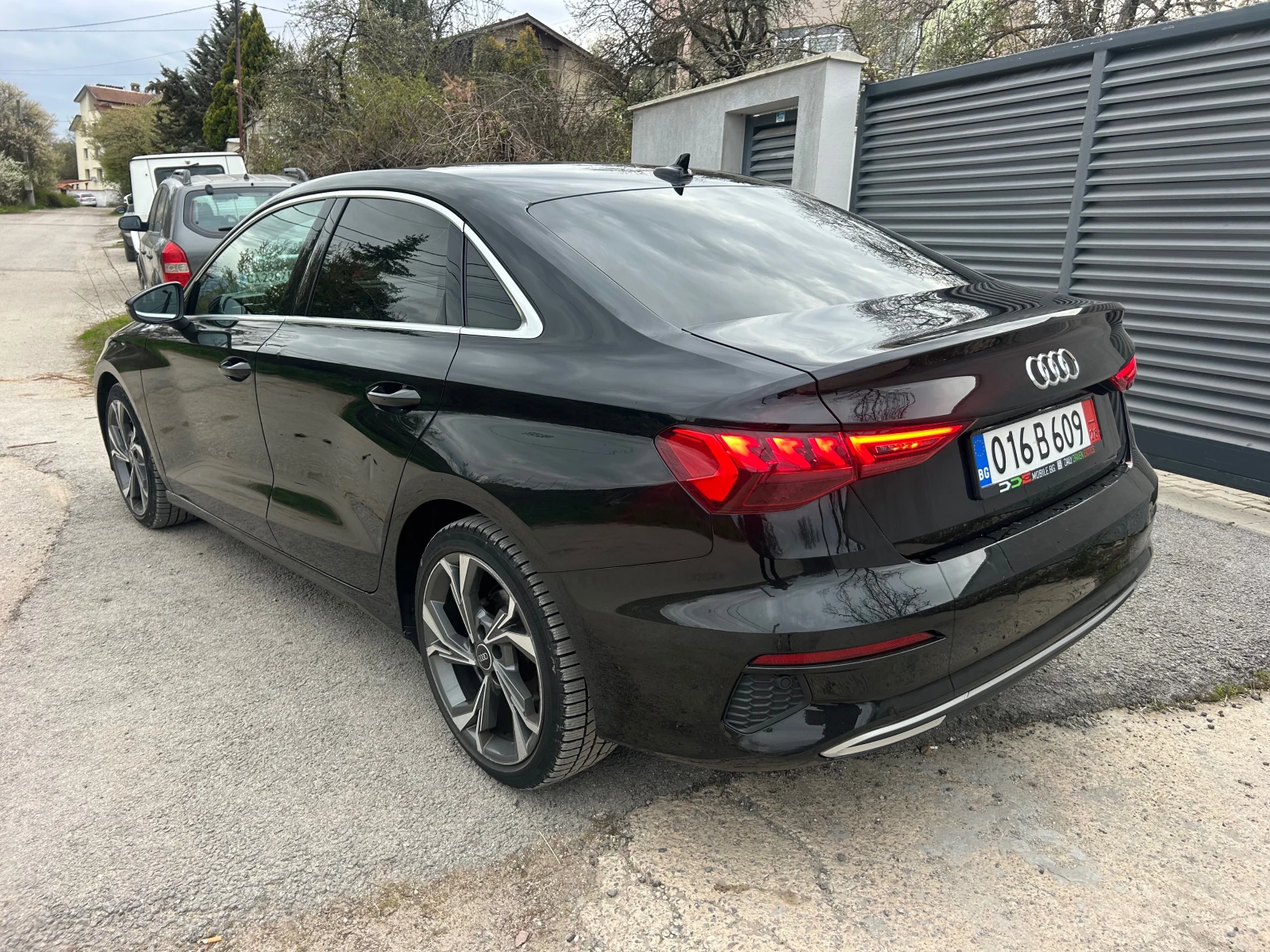 Audi A3 СЕДАН* ДИСТРОНИК* ПОДГРЕВ* RECARO* АМБИЕНТНО* * , снимка 3 - Автомобили и джипове - 54207877