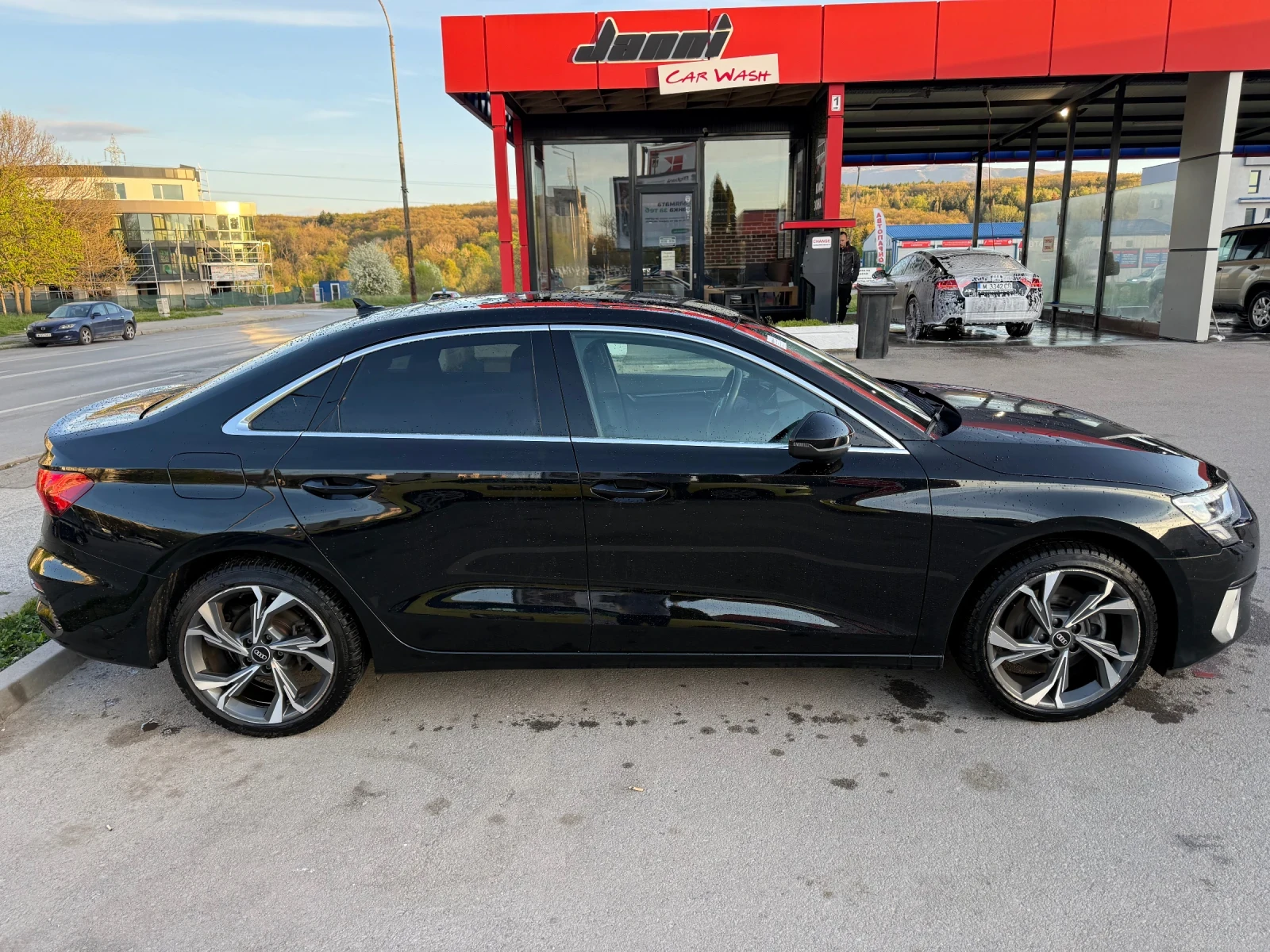 Audi A3 СЕДАН* ДИСТРОНИК* ПОДГРЕВ* RECARO* АМБИЕНТНО* * , снимка 7 - Автомобили и джипове - 54207877