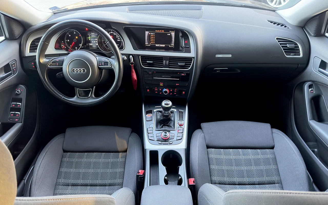 Audi A5 2.0 TDI Sportback, снимка 5 - Автомобили и джипове - 54269693