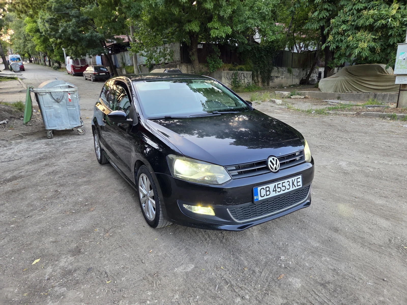 VW Polo 1.6 TDI дизел, снимка 10 - Автомобили и джипове - 54781675