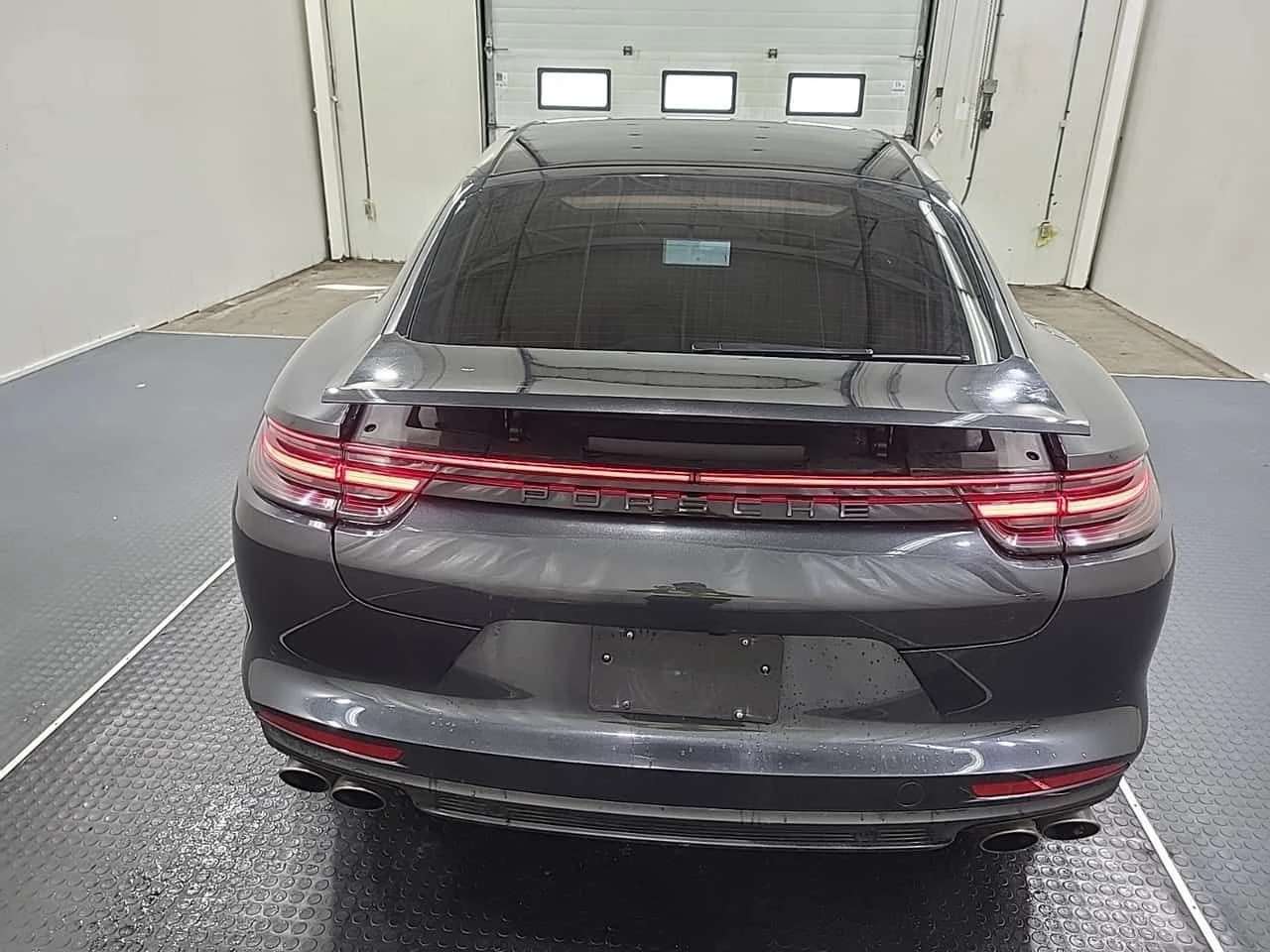 Porsche Panamera 4S | CARFAX | БЕЗ ПЪРВОНАЧАЛНА ВНОСКА, снимка 4 - Автомобили и джипове - 54963562