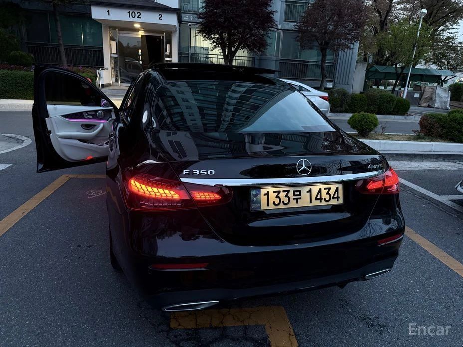 Mercedes-Benz C 350, снимка 12 - Автомобили и джипове - 54972226