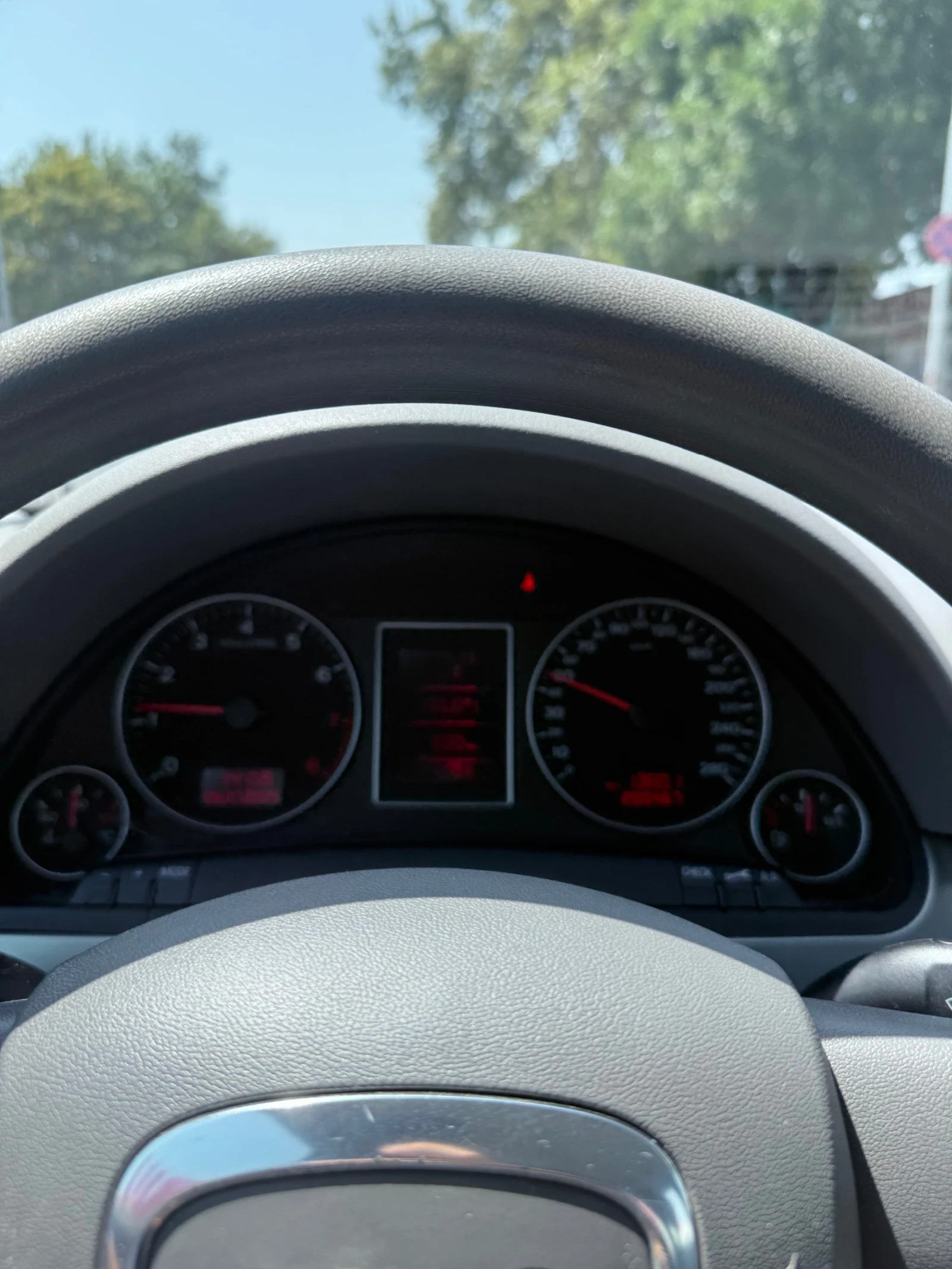Audi A4, снимка 14 - Автомобили и джипове - 55190443