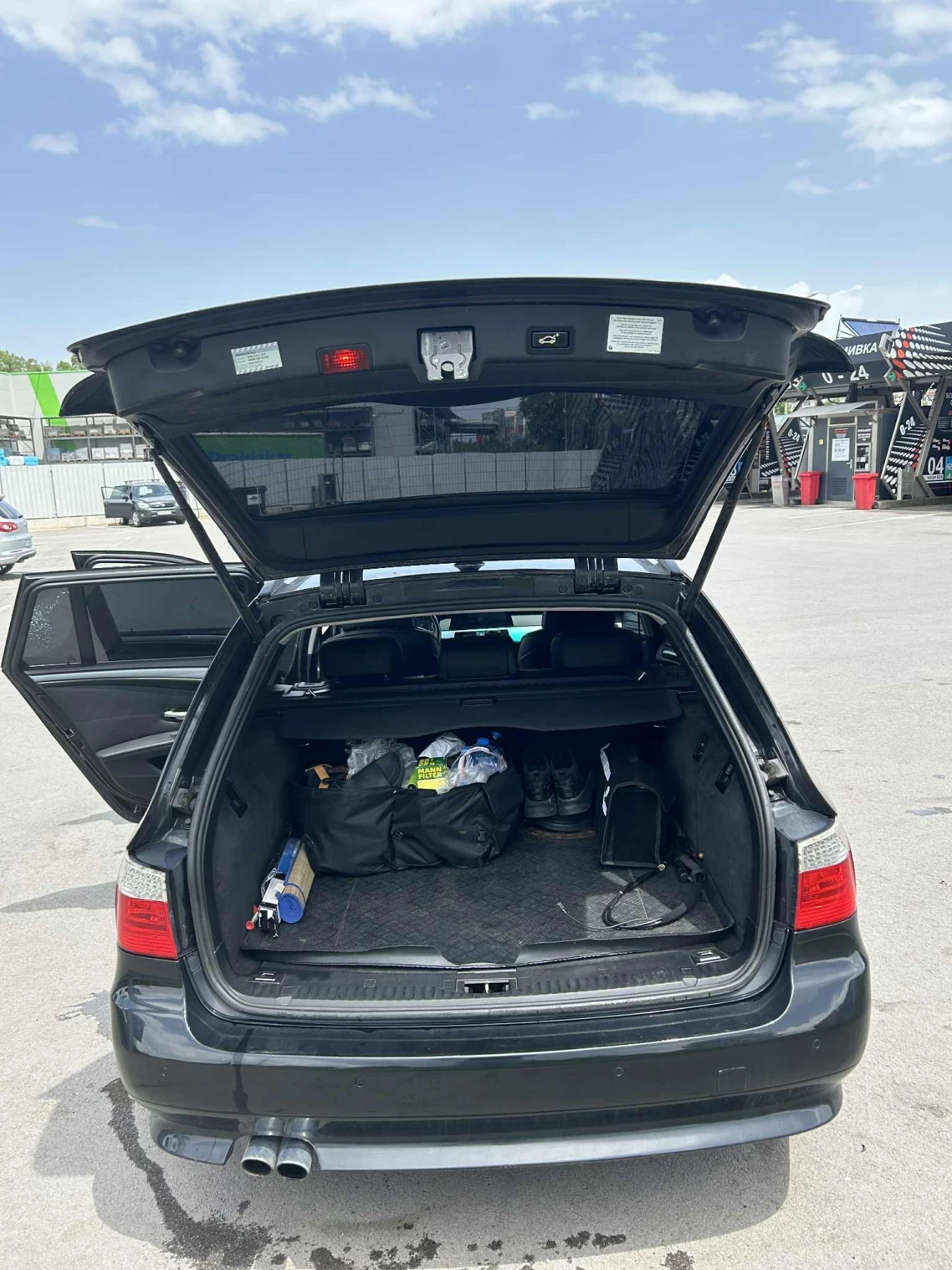 BMW 525, снимка 11 - Автомобили и джипове - 55245684