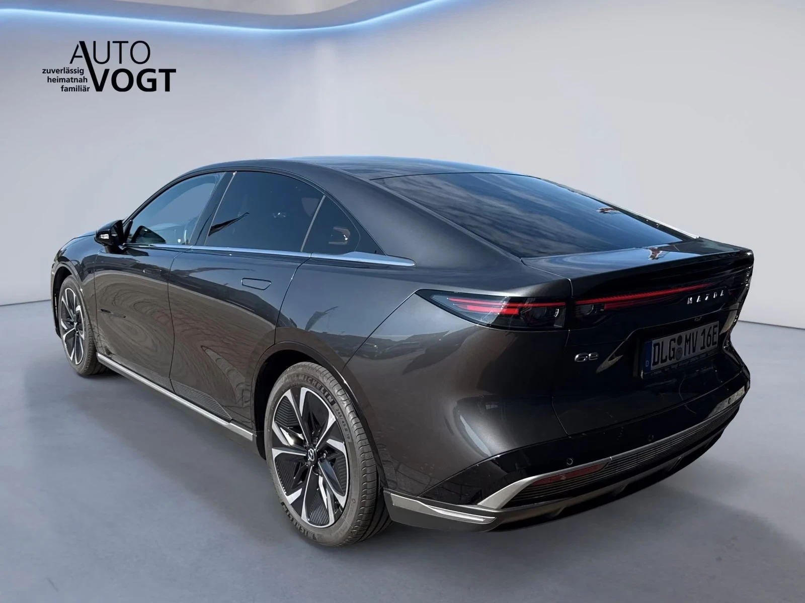 Mazda 6 e TAKUMI All Options! Warranty!, снимка 4 - Автомобили и джипове - 56278026
