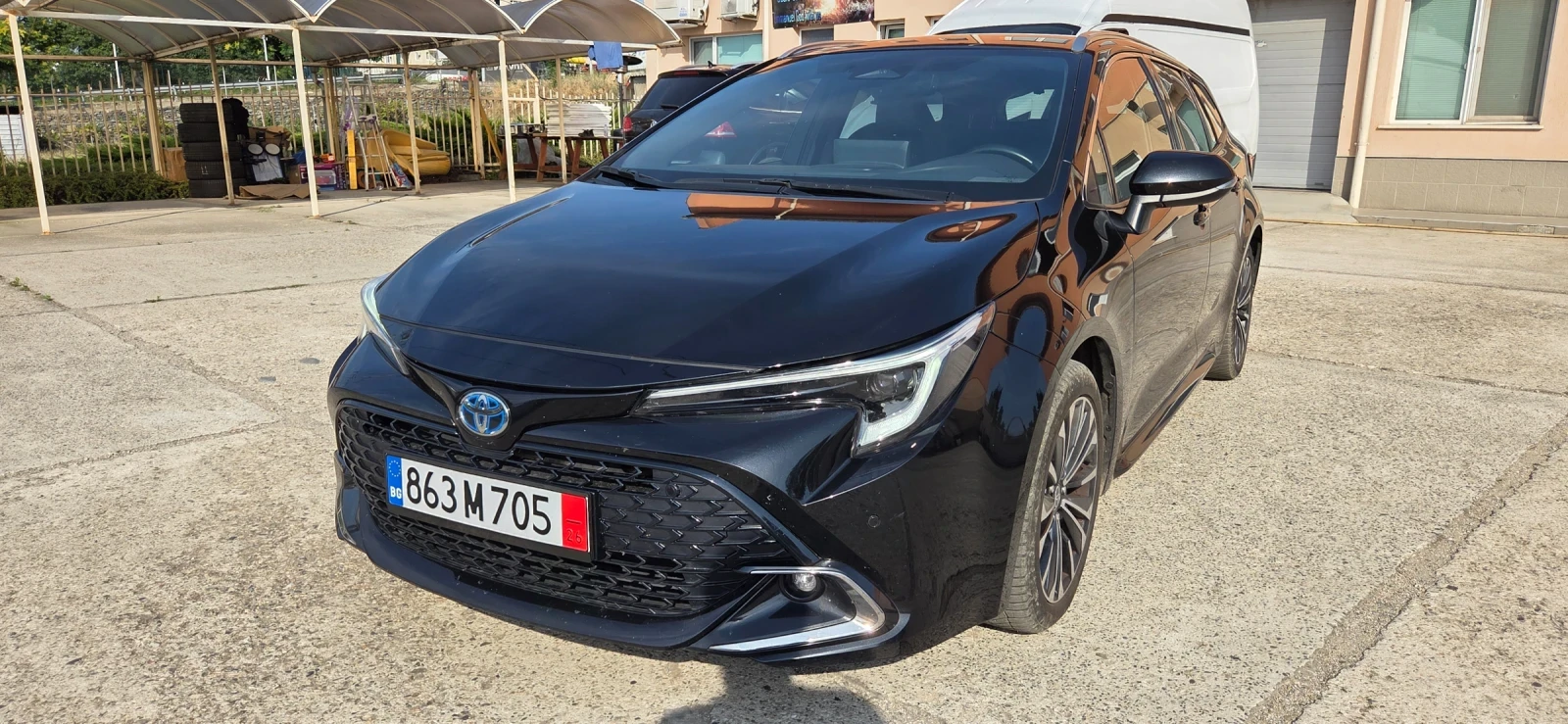 Toyota Corolla 2.0 Hybrid, снимка 3 - Автомобили и джипове - 55400920