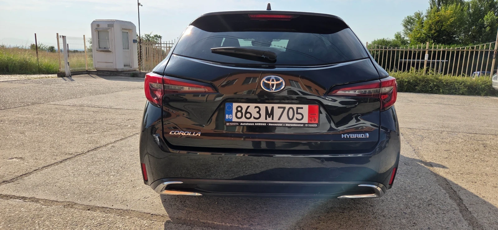 Toyota Corolla 2.0 Hybrid, снимка 6 - Автомобили и джипове - 55400920