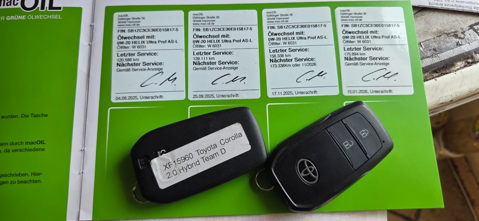 Toyota Corolla 2.0 Hybrid, снимка 16 - Автомобили и джипове - 55400920