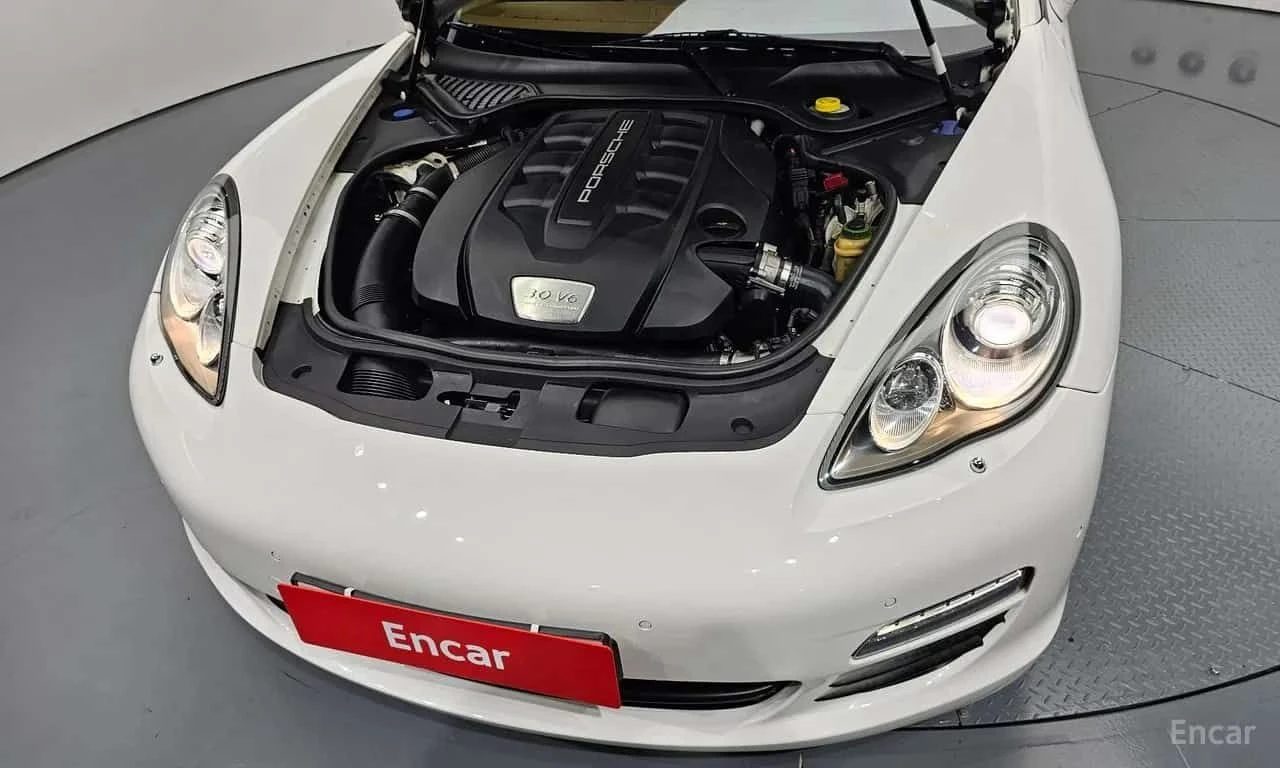 Porsche Panamera * 3.0 Diesel * CARFAX * ЦЕНА ДО БГ, снимка 6 - Автомобили и джипове - 55530748
