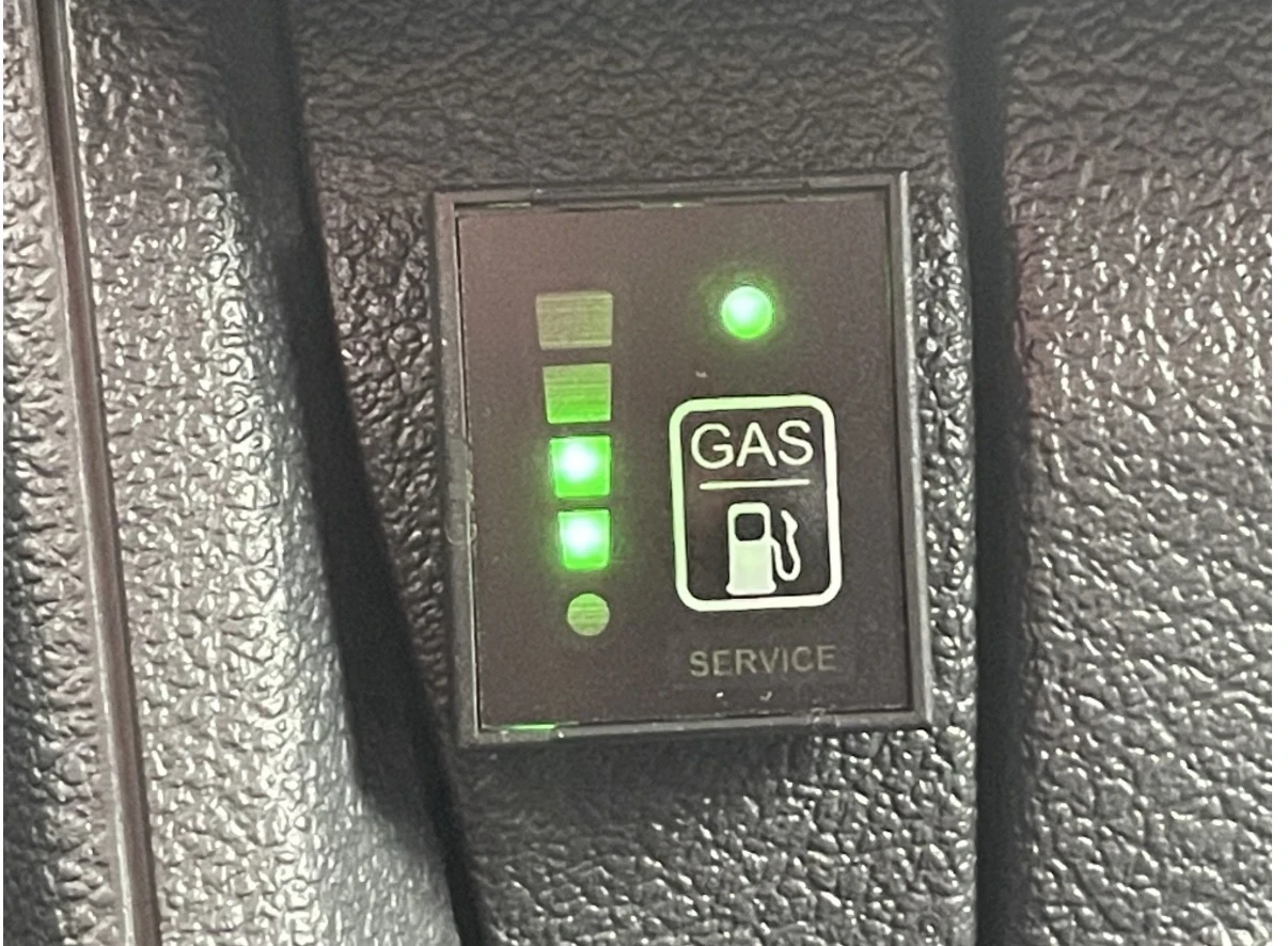 VW Caddy LPG-2.0i-109ps- N 1 | Mobile.bg � ����������� 17
