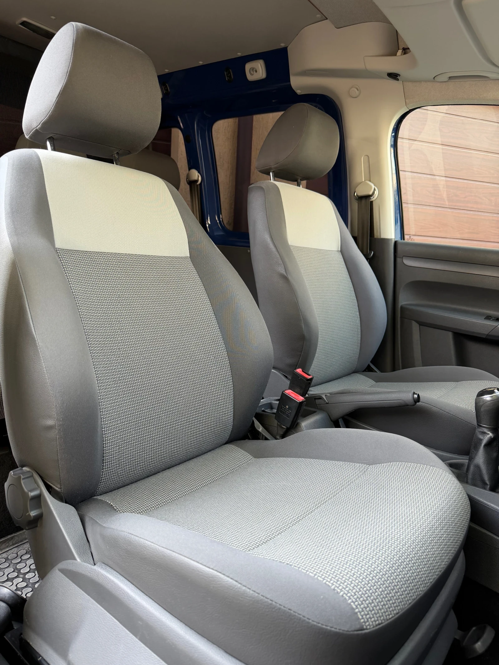 VW Caddy LPG-2.0i-109ps- N 1 | Mobile.bg � ����������� 9