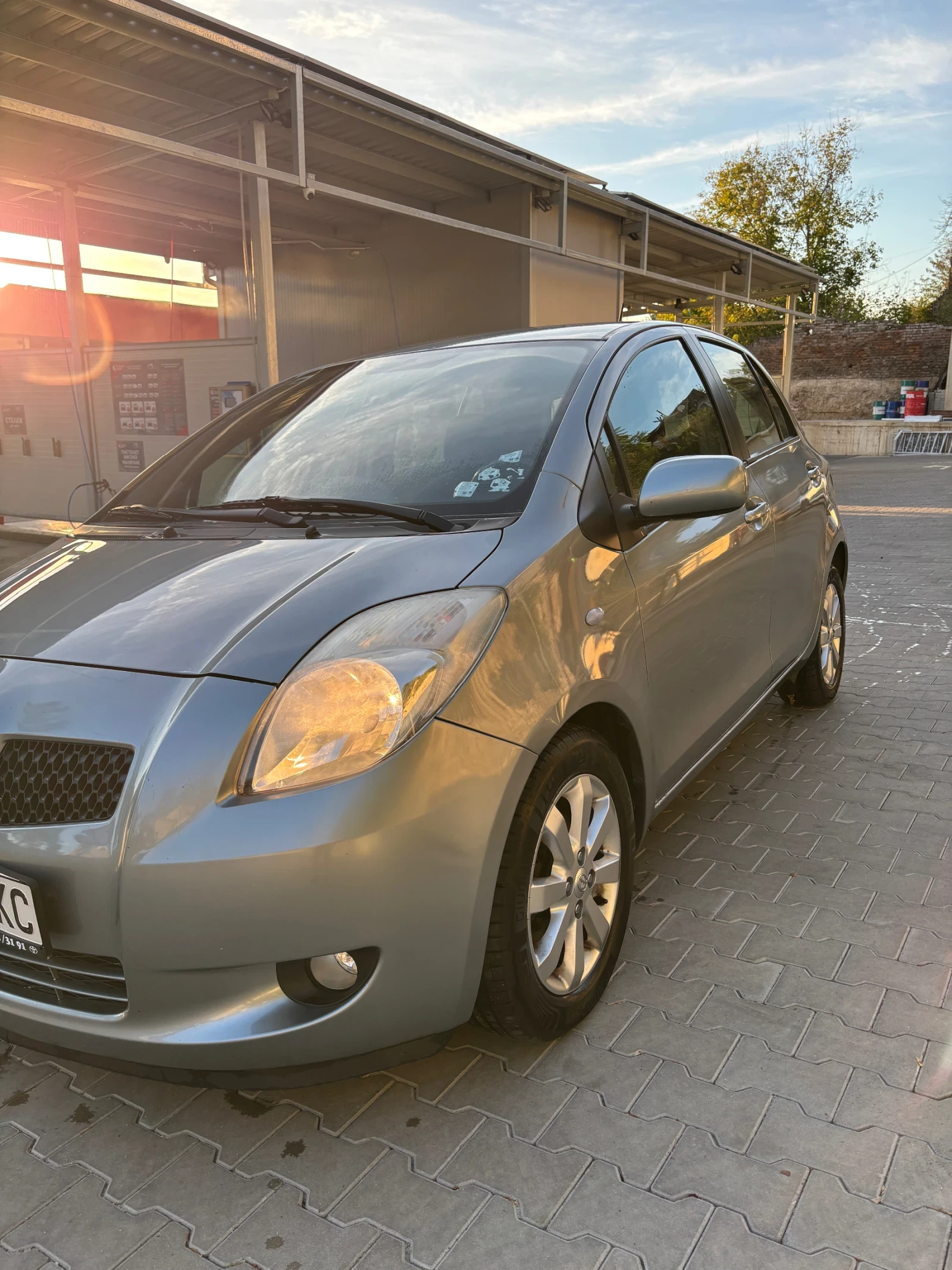 Toyota Yaris 1.3 | Mobile.bg � ����������� 8