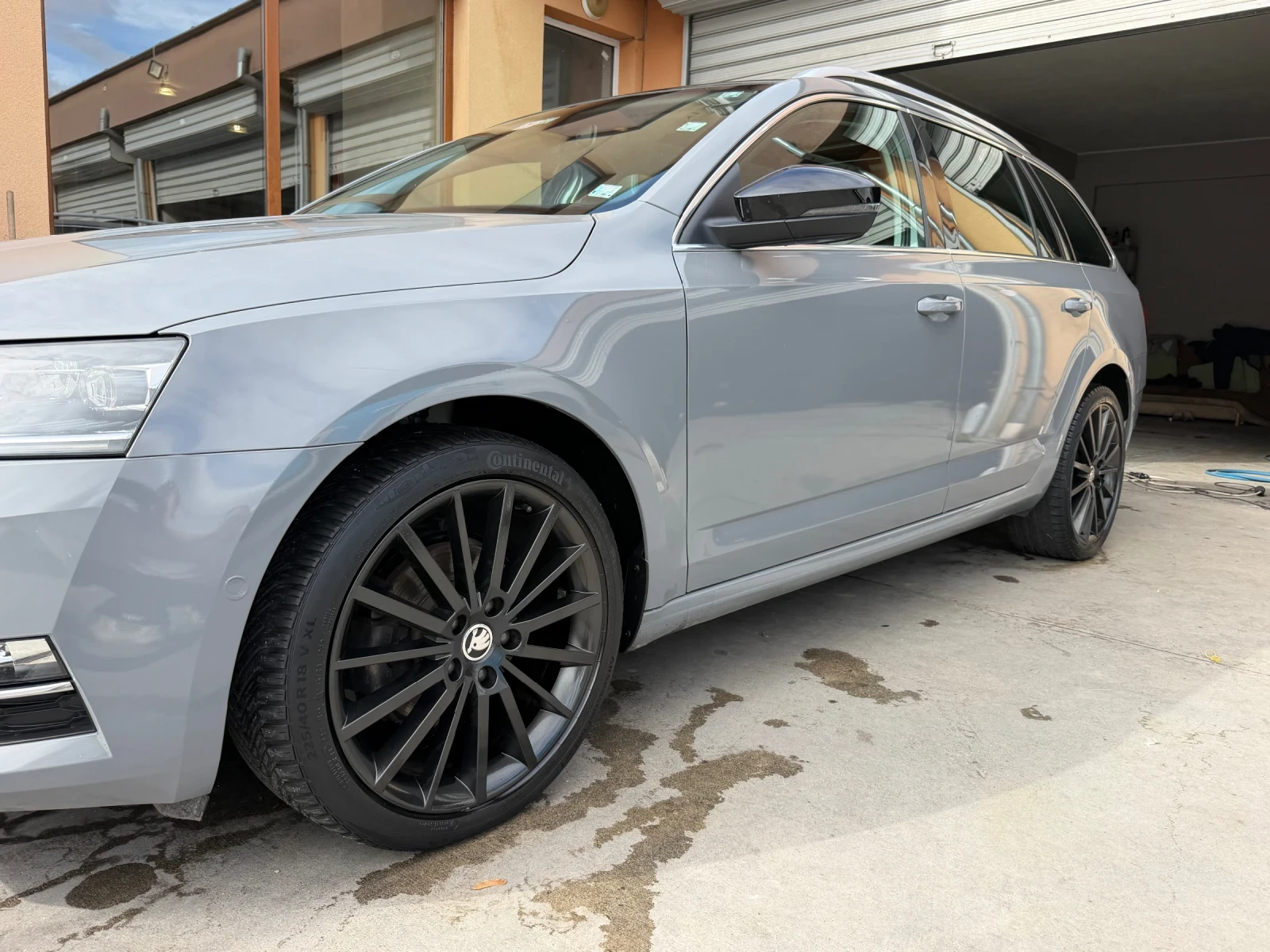 Skoda Octavia 1.6 TDI Автоматик , снимка 7 - Автомобили и джипове - 56719161