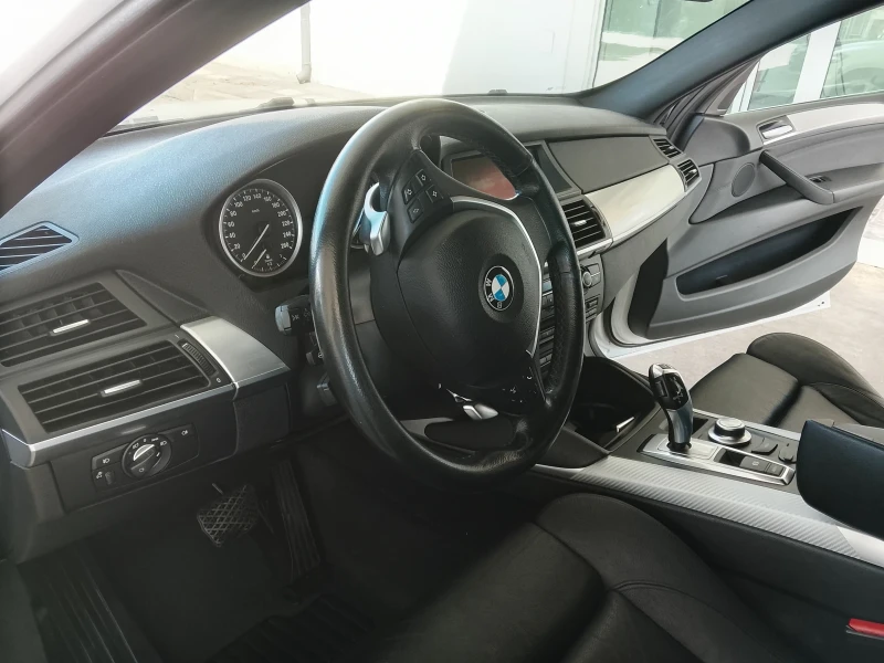 BMW X6, снимка 4 - Автомобили и джипове - 52630591