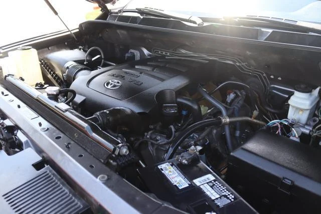 Toyota Tundra Platinum , снимка 14 - Автомобили и джипове - 53180003