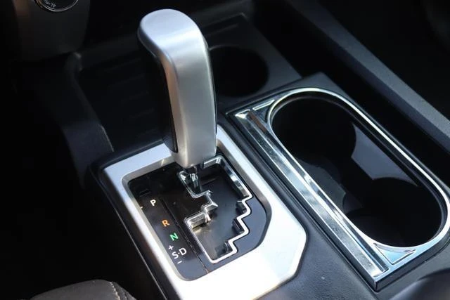 Toyota Tundra Platinum  - изображение 10