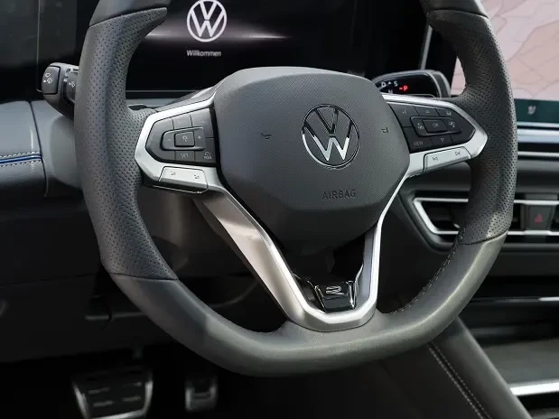 VW Tiguan 2.0 TSI 4Motion = R-Line = �������� | Mobile.bg � ����������� 4
