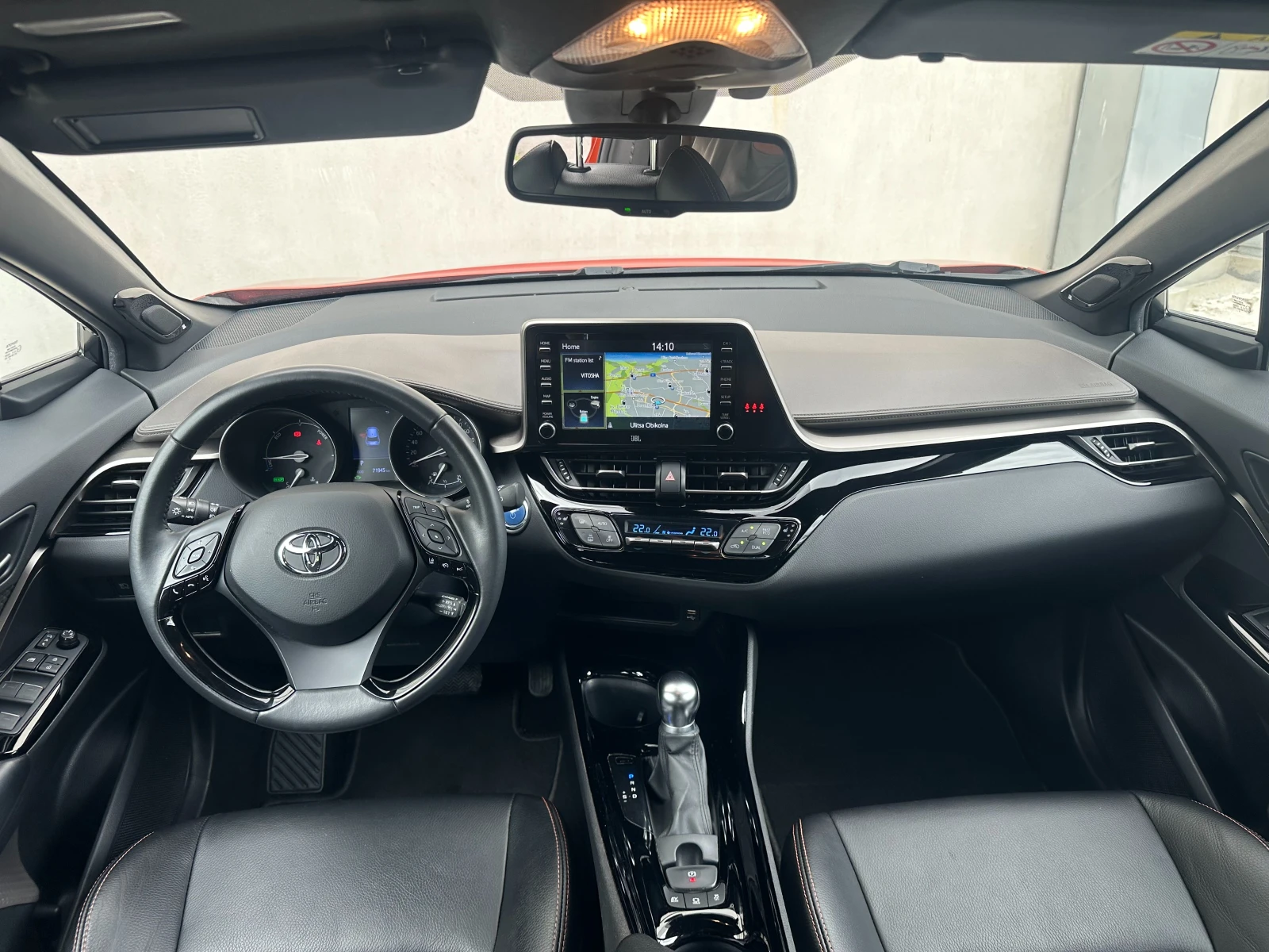 Toyota C-HR 2.0 Hybrid e-CVT Facelift в ГАРАНЦИЯ - изображение 7