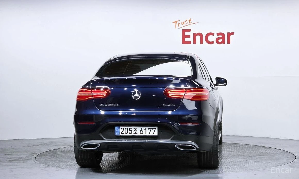 Mercedes-Benz GLC 220  - изображение 4