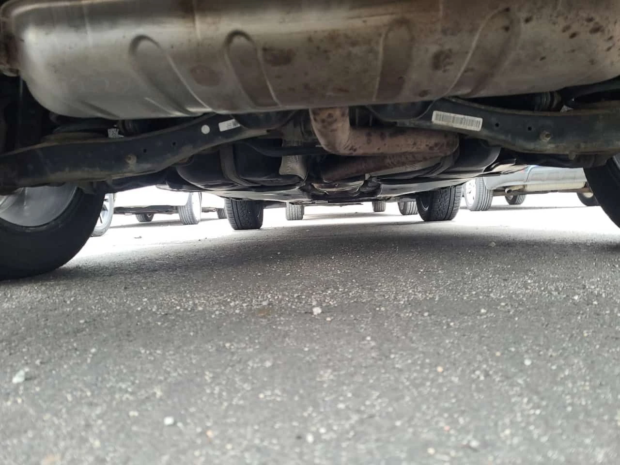 VW Tiguan Highline /CARFAX/ НАВИ/ПОДГРЕВ/КОЖА/4Х4/, снимка 17 - Автомобили и джипове - 53774808