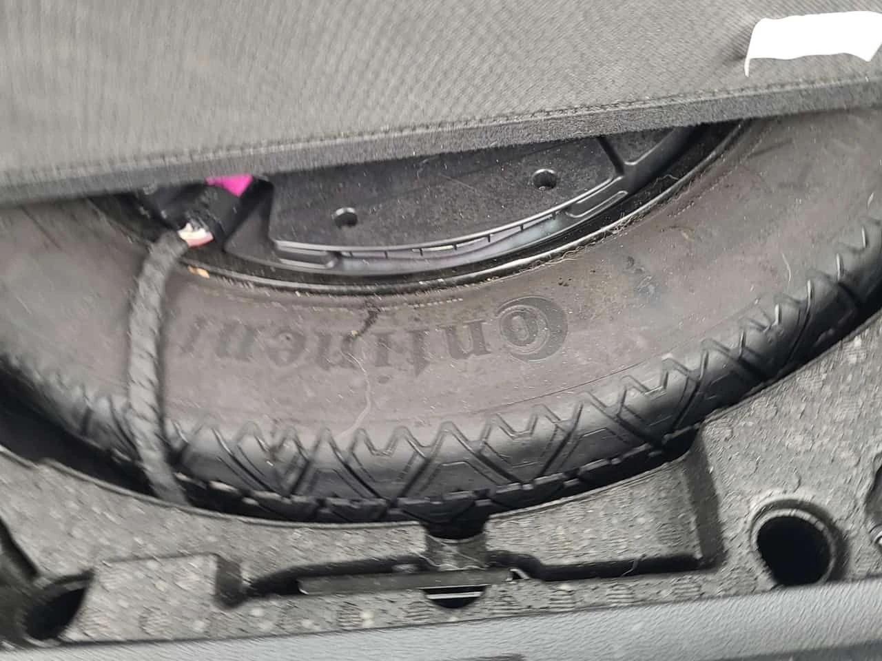 VW Tiguan Highline /CARFAX/ НАВИ/ПОДГРЕВ/КОЖА/4Х4/, снимка 16 - Автомобили и джипове - 53774808