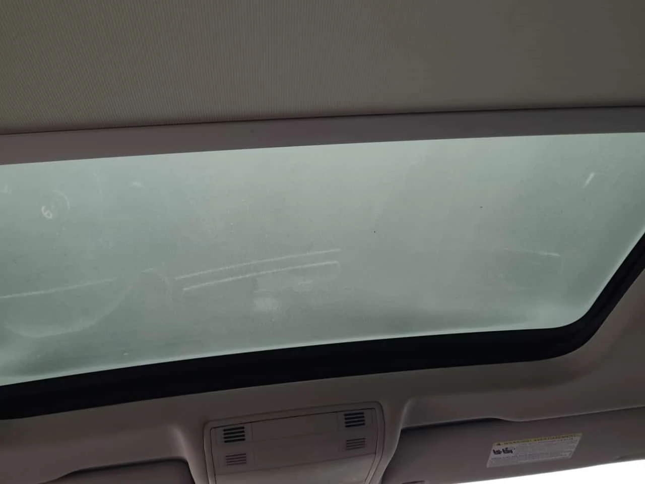 VW Tiguan Highline /CARFAX/ НАВИ/ПОДГРЕВ/КОЖА/4Х4/, снимка 12 - Автомобили и джипове - 53774808