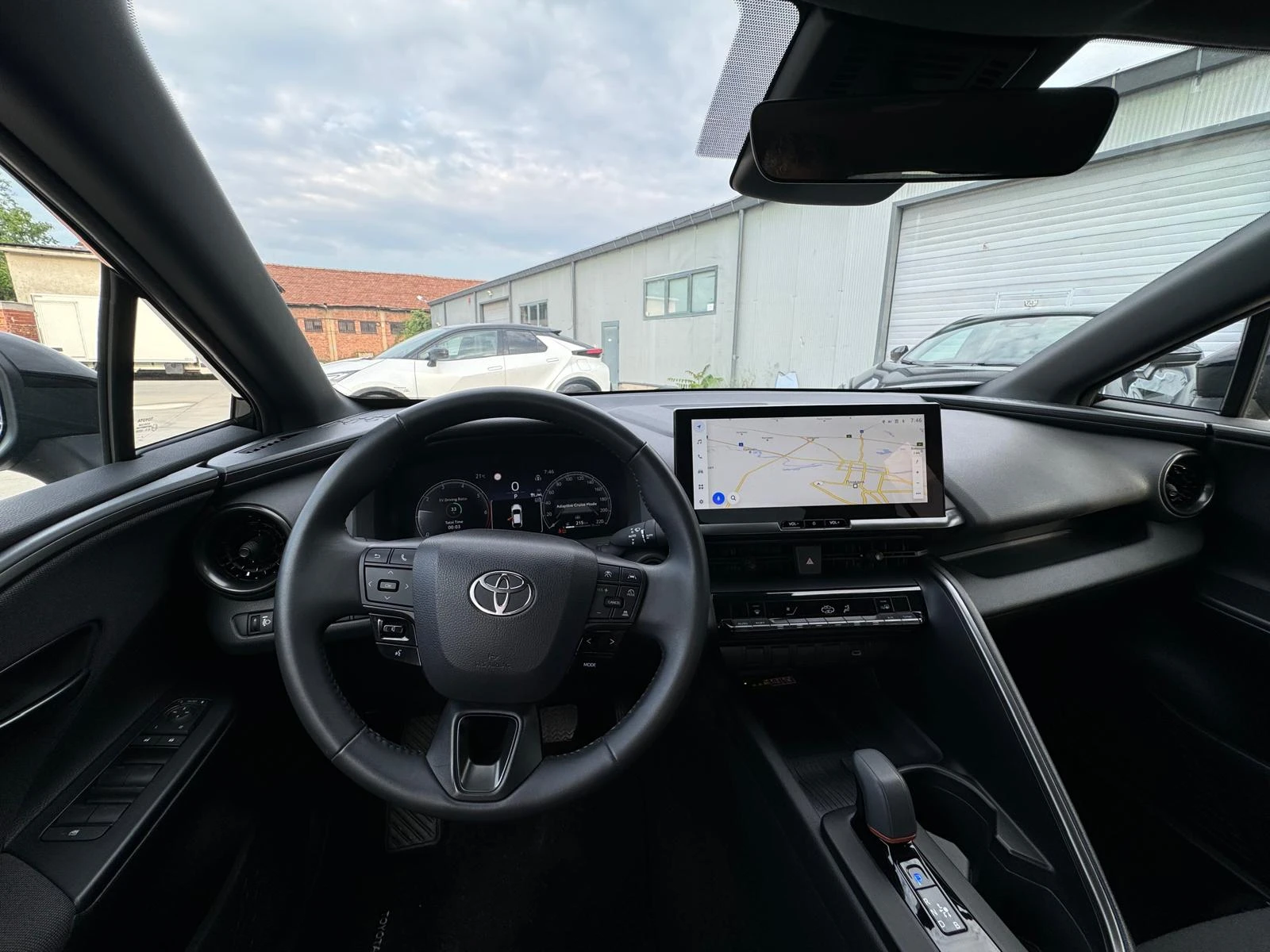 Toyota C-HR HYBRID 1.8, снимка 6 - Автомобили и джипове - 54821612