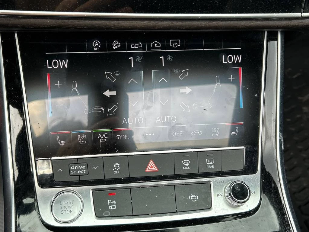 Audi Q8 Progressiv 55 TFSI* ОБДУХВАНЕ * 360 КАМЕРИ, снимка 9 - Автомобили и джипове - 54970457