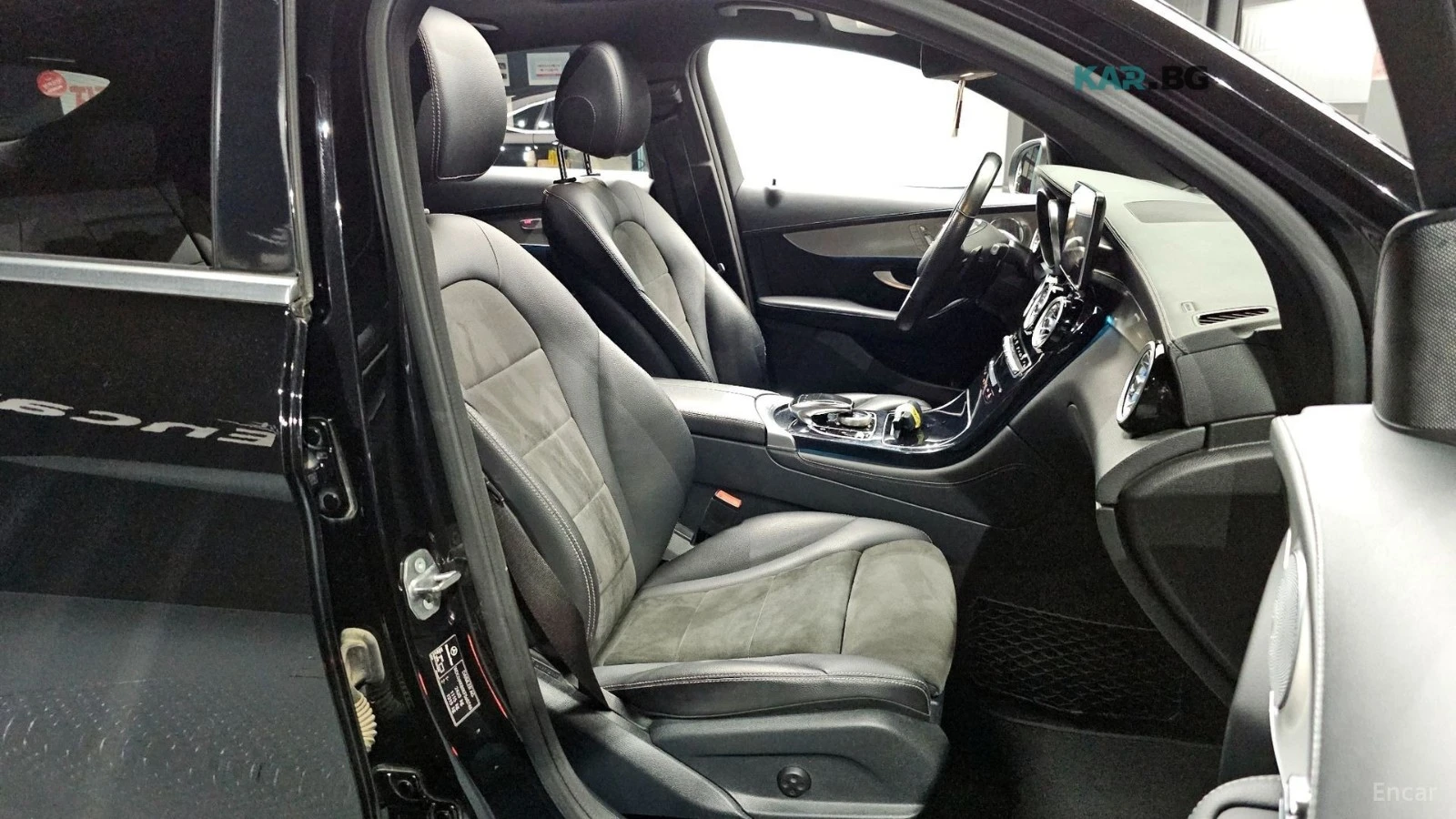 Mercedes-Benz GLC 300 4MATIC* AMG-LINE* 360CAMERA* SUNROOF* BURMESTER* , снимка 15 - Автомобили и джипове - 55258414
