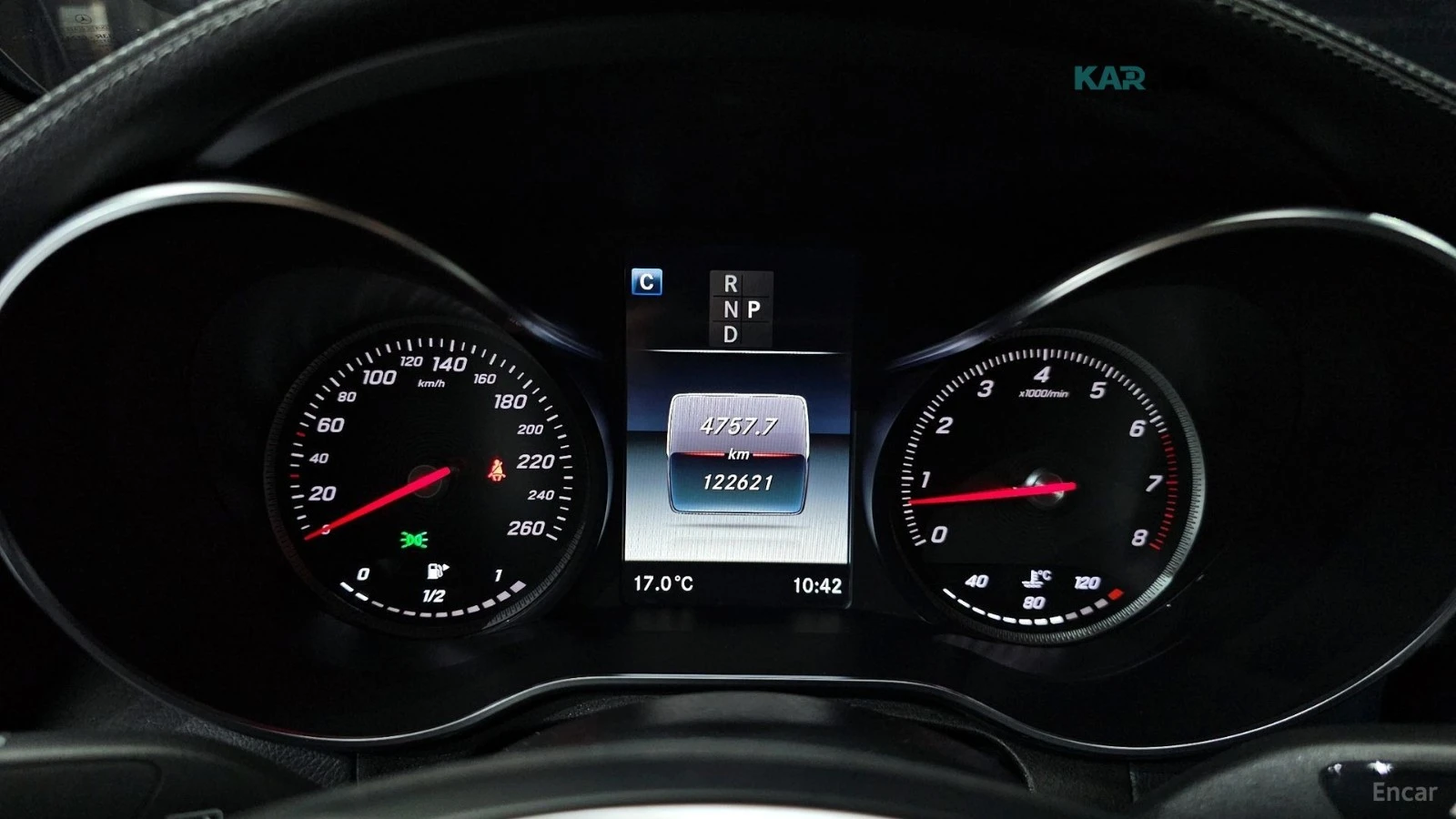 Mercedes-Benz GLC 300 4MATIC* AMG-LINE* 360CAMERA* SUNROOF* BURMESTER* , снимка 9 - Автомобили и джипове - 55258414
