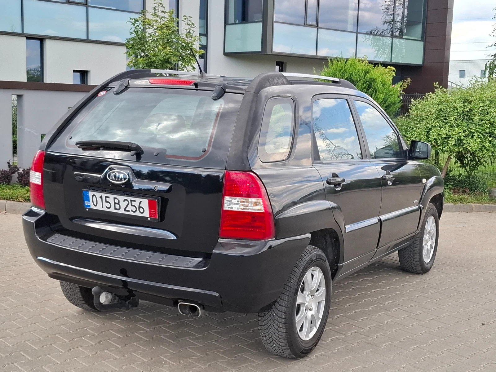 Kia Sportage 2.0I* (141)* КЛИМАТРОНИК* KOЖА* HOB BHOC* , снимка 12 - Автомобили и джипове - 55449841