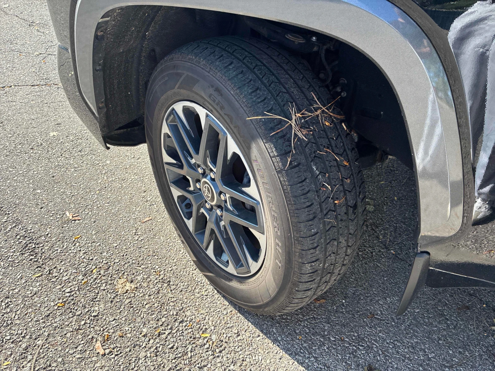 Toyota Tundra Limited Hybrid * CARFAX * БЕЗ ПЪРВОНАЧАЛНА ВНОСК, снимка 7 - Автомобили и джипове - 56149966