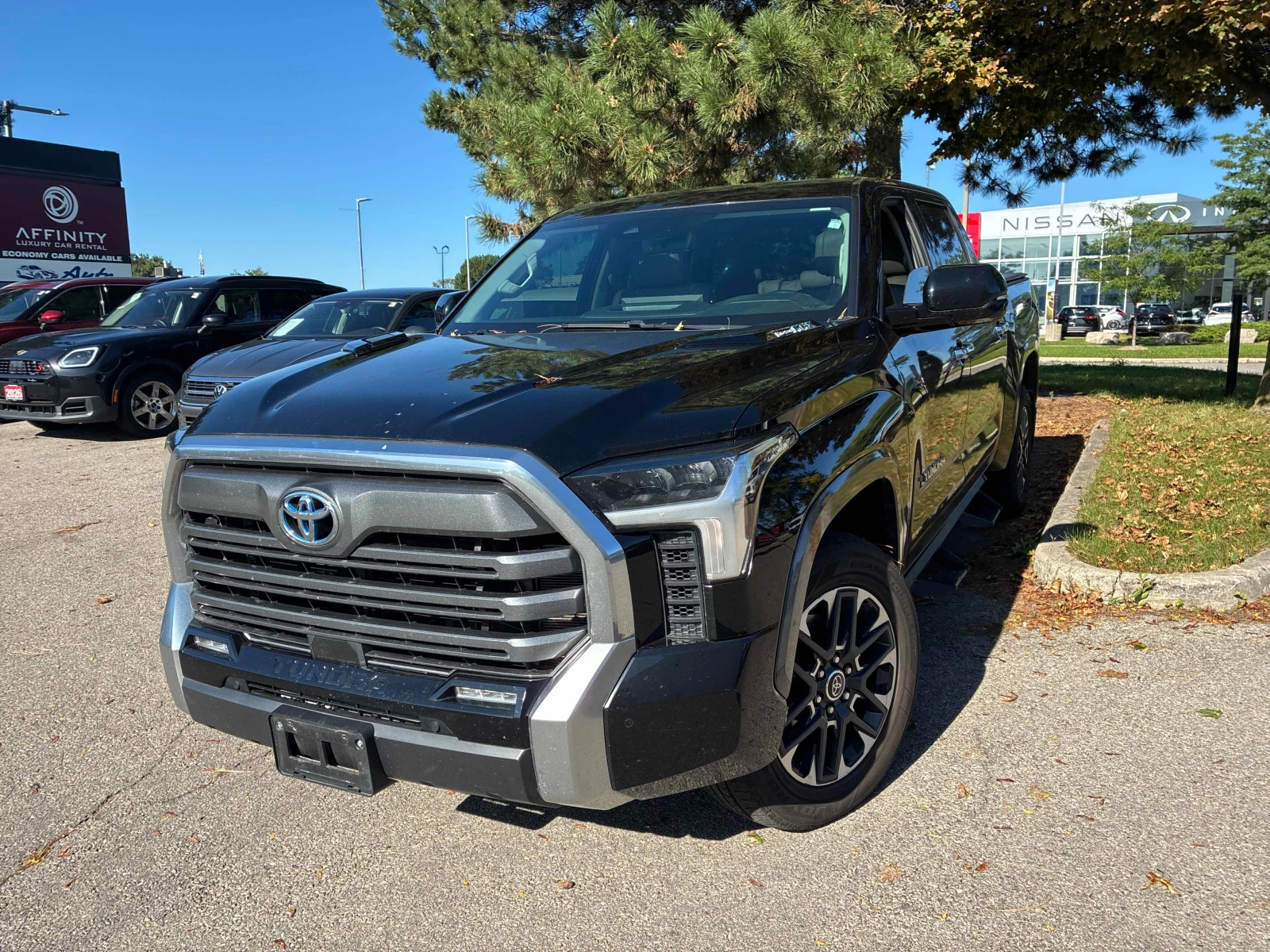 Toyota Tundra Limited Hybrid * CARFAX * БЕЗ ПЪРВОНАЧАЛНА ВНОСК