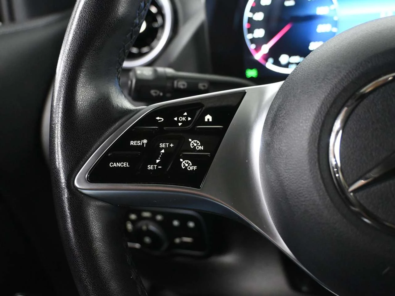 Mercedes-Benz GLA 250 4MATIC* ����* �����*  | Mobile.bg � ����������� 10