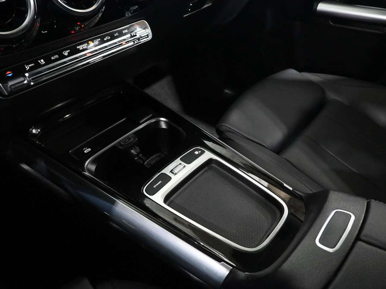 Mercedes-Benz GLA 250 4MATIC* ����* �����*  | Mobile.bg � ����������� 16