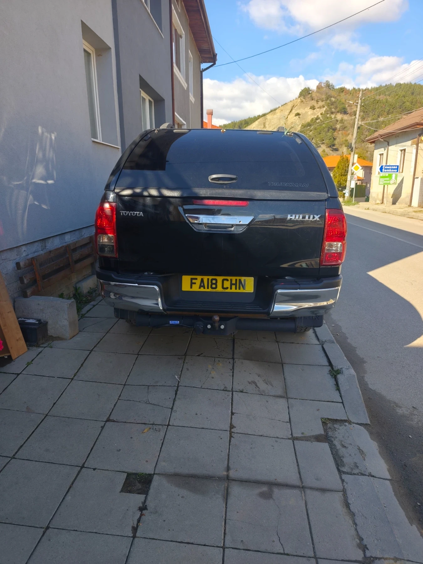 Toyota Hilux 2.4/150 к.с., снимка 3 - Автомобили и джипове - 56679025