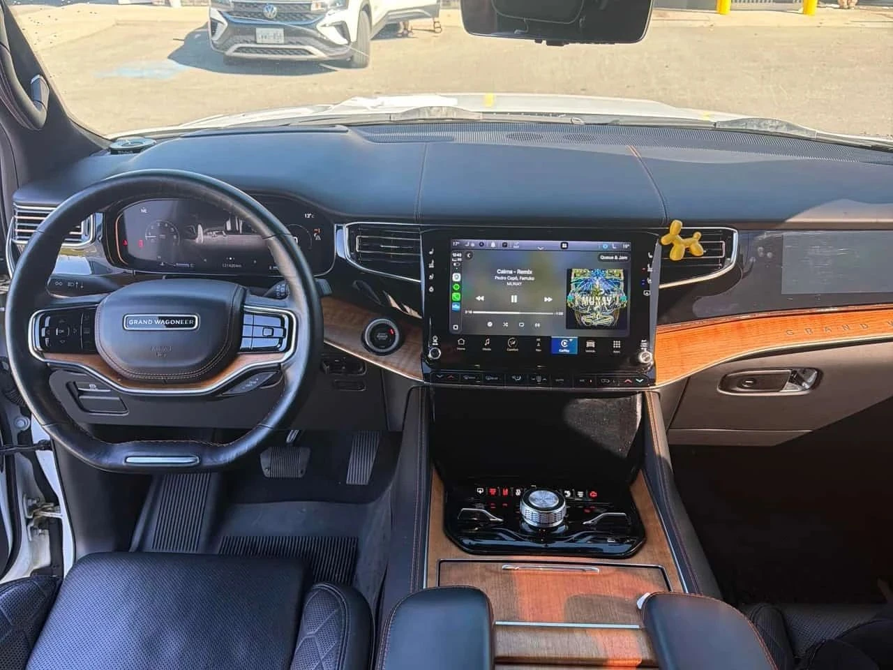 Jeep Grand Wagoneer, снимка 9 - Автомобили и джипове - 56689319
