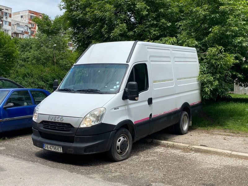 Iveco 35c13 93KW Двойна Гума