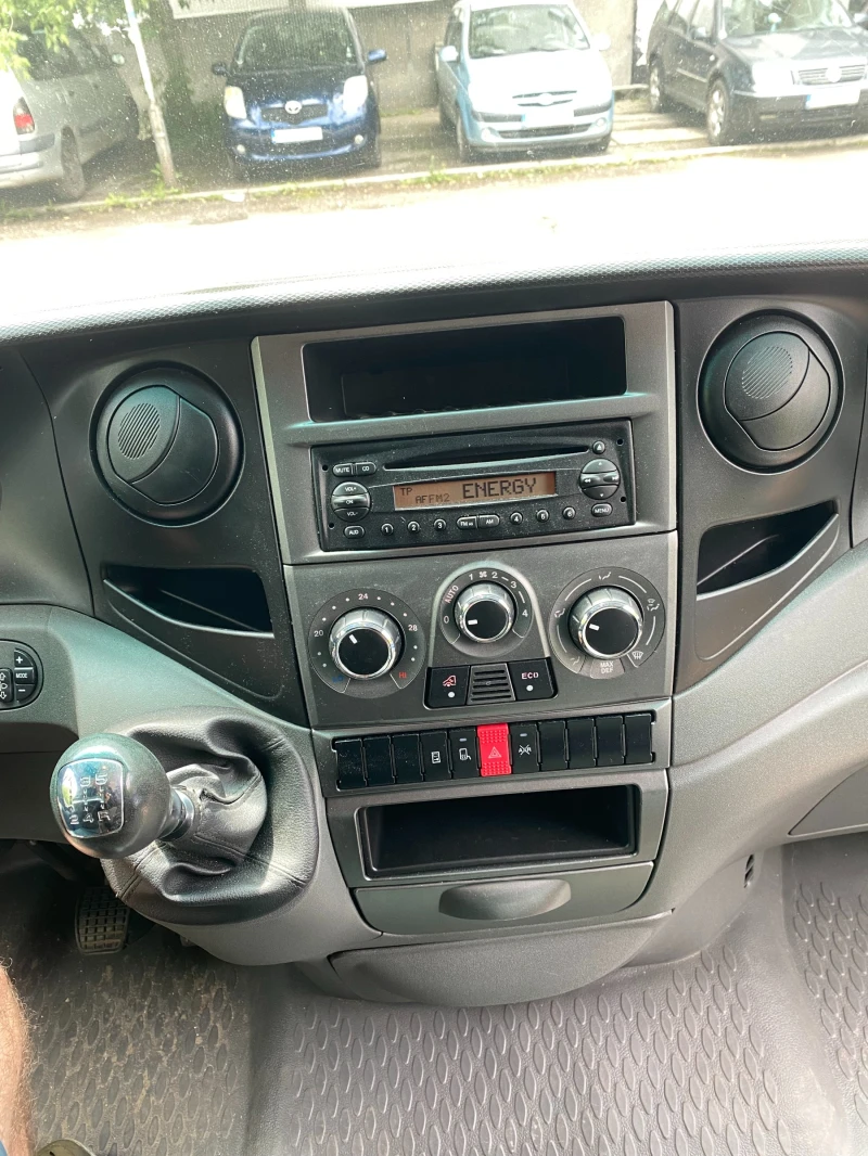 Iveco 35c13 93KW Двойна Гума, снимка 11 - Бусове и автобуси - 52917647