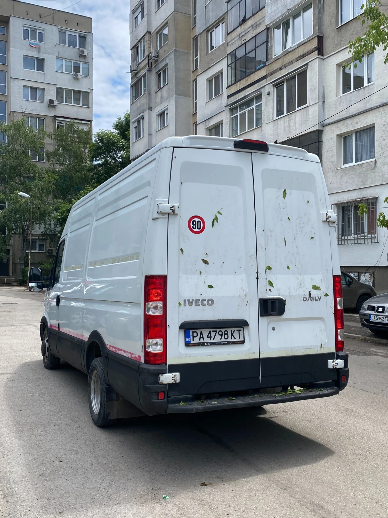 Iveco 35c13 93KW Двойна Гума - изображение 4
