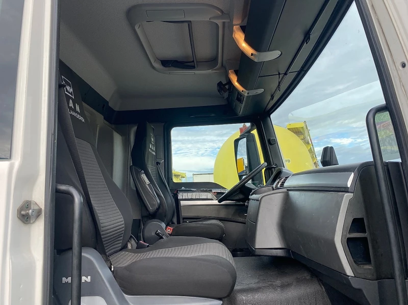 Man Tgs 320 - ЗА ТРУПНО МЕСО, снимка 14 - Камиони - 53291594
