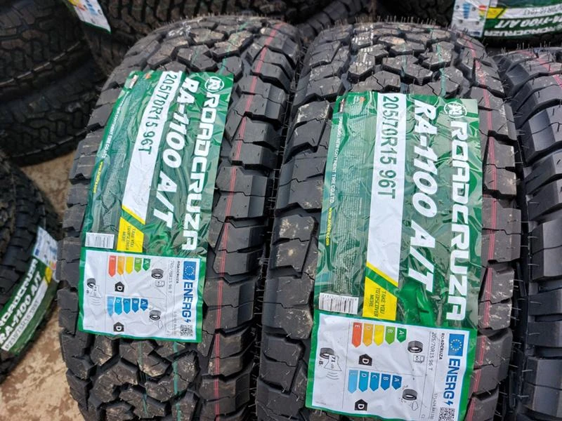 Гуми Всесезонни 205/70R15, снимка 2 - Гуми и джанти - 35993511