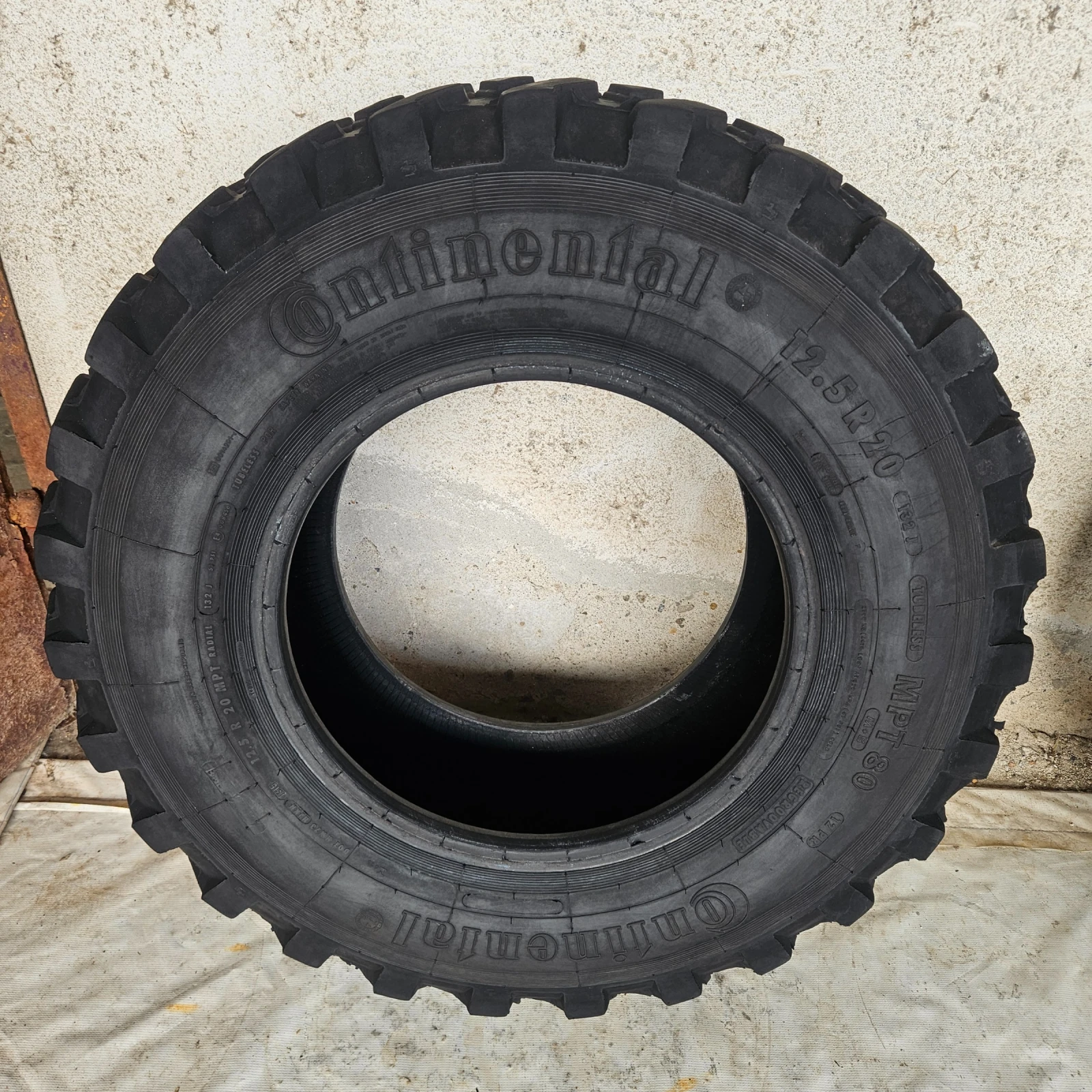 ���� 335/80R20 | Mobile.bg � ����������� 7