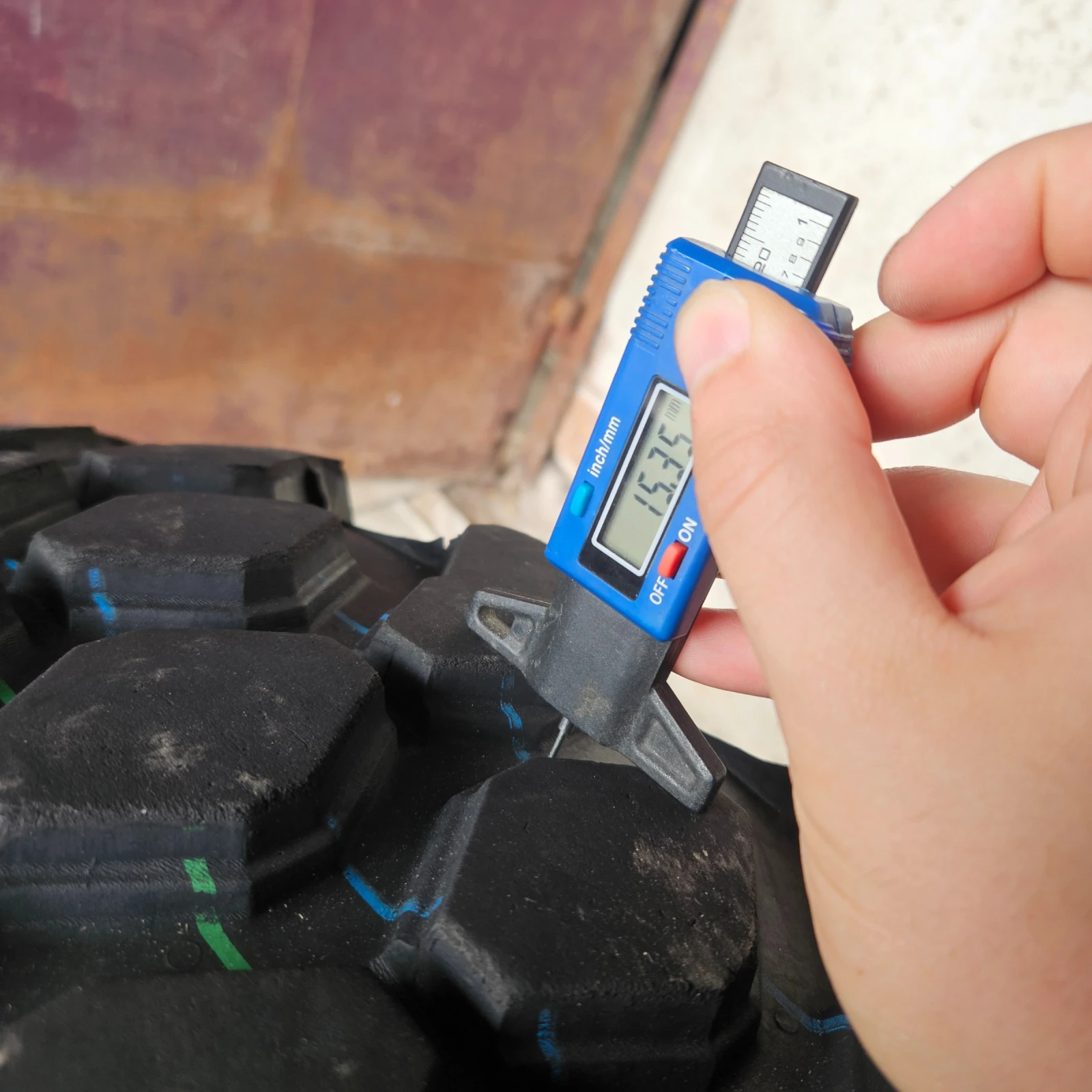 ���� 335/80R20 | Mobile.bg � ����������� 6